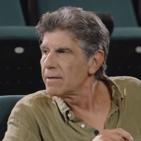 Γιάννης Μπέζος: Συνέντευξη στην εκπομπή EQ για τους «Απαράδεκτους», την τηλεόραση και τα κυκλώματα