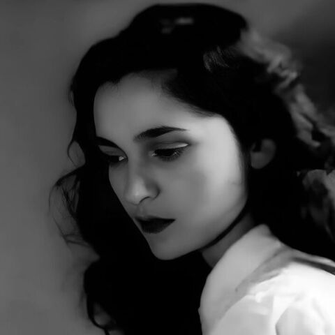 Στέλλα Γκρέκα: Πέθανε η μακροβιότερη ως τώρα Ελληνίδα τραγουδίστρια και ηθοποιός