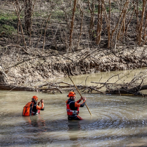 Έρευνες στον Πηνειό για τον εντοπισμό του 39χρονου στη Λάρισα