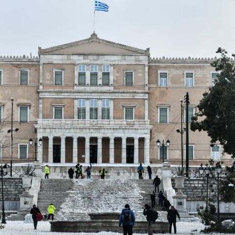 Έκτακτο δελτίο επιδείνωσης καιρού - Θα πλήξει τη χώρα έως και την Τρίτη με βροχές, καταιγίδες, θυελλώδεις ανέμους και χιόνια