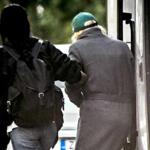 Κύκλωμα προστασίας οίκων ανοχής και χαρτοπαικτικών λεσχών: Σωρεία κατηγοριών απήγγειλε ο εισαγγελέας στους συλληφθέντες 