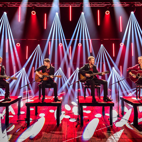 Κερδίστε διπλές προσκλήσεις για τους 40 Fingers στο Παλλάς