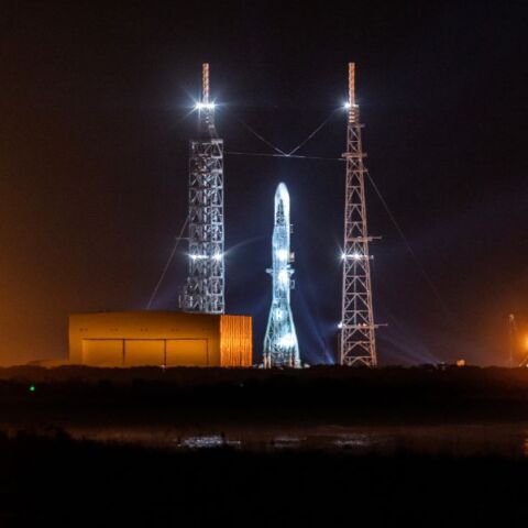 ΗΠΑ: Η Blue Origin του Μπέζος ανέβαλε και πάλι την εκτόξευση του πυραύλου της New Glenn και την προγραμματίζει τώρα για μεθαύριο, Πέμπτη