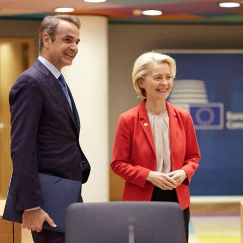 Επιστολή Κυριάκου Μητσοτάκη προς την Ούρσουλα φον ντερ Λάιεν: Βλέπω περιθώρια για διαφορετική προσέγγιση σε ηλεκτρική ενέργεια, φυσικό αέριο και εκπομπές ρύπων