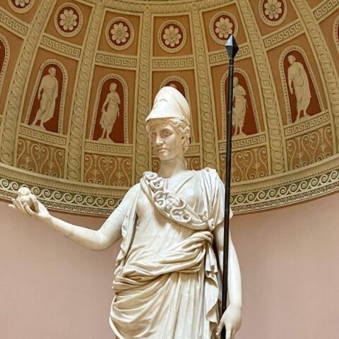 Αρχαίο ρωμαϊκό άγαλμα της θεάς Αθηνάς εκτίθεται για πρώτη φορά στο κοινό μετά από 200 χρόνια