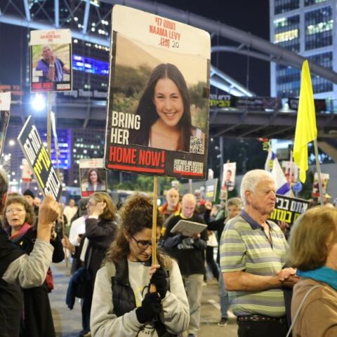 Στον «αέρα» η εκεχειρία: Δεν ξεκινά αν δεν μας δώσουν λίστα με ομήρους, λέει ο Νετανιάχου