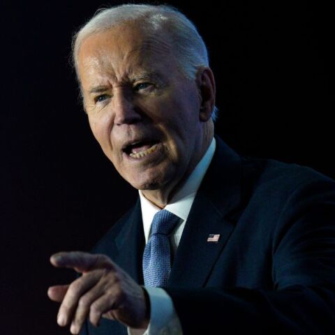 ΗΠΑ: Ο Τζο Μπάιντεν απονέμει χάρη σε δημόσιους λειτουργούς και βουλευτές που απειλούνται με δίωξη από τον Ντόναλντ Τραμπ