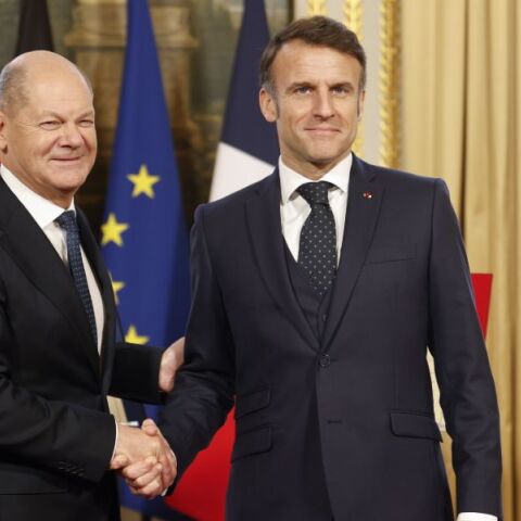 Κοινό μέτωπο Μακρόν - Σολτς για την Ευρώπη