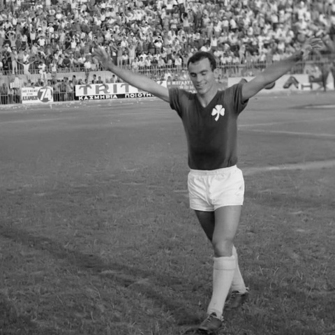 Μίμης Δομάζος