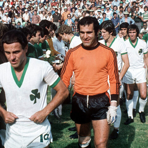 UEFA: Αφιέρωμα στον Μίμη Δομάζο – «Ο Στρατηγός του Παναθηναϊκού»