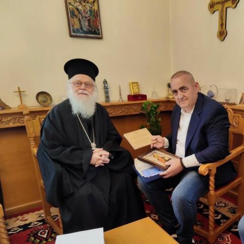 Φρέντης Μπελέρης και Αρχιεπίσκοπος Αλβανίας Αναστάσιος