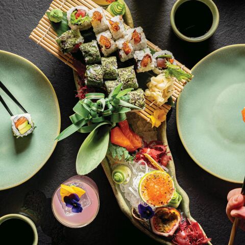 20 εστιατόρια που μας ταξιδεύουν στις πιο λαχταριστές κουζίνες του κόσμου