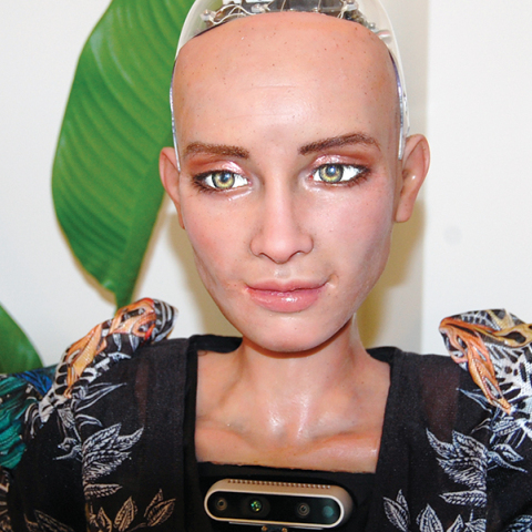 Σοφία: Συναντήσαμε και μιλήσαμε με το πιο διάσημο ανθρωποειδές ρομπότ του κόσμου