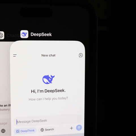Πώς η DeepSeek έκανε το άλμα – Ο ειδικός της ΑΙ Σταύρος Βάσσος εξηγεί