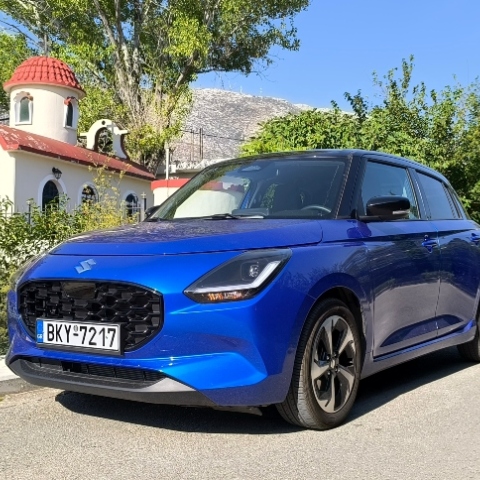 Οδηγούμε στην πόλη το νέο υβριδικό Suzuki Swift 12V