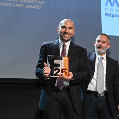 «Νέα Διάκριση για το σύμβουλο μάρκετινγκ Θέμη Σαρανταένα: Visionary Marketing Consultant Award 2025»