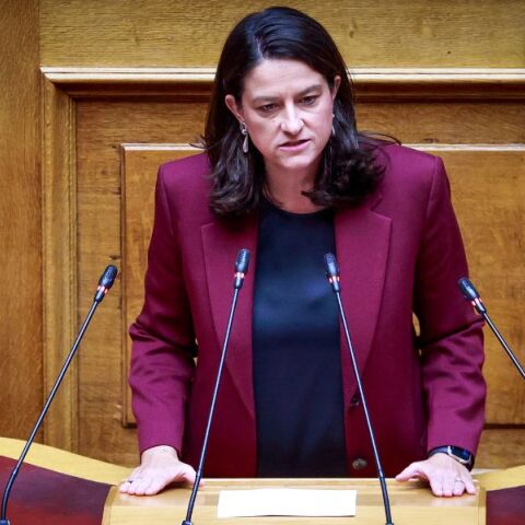 Νίκη Κεραμέως: Να μη μείνει καμία σκιά στην υπόθεση των Τεμπών - Ζητούμενο η κάθαρση, τονίζει η υπουργός Εργασίας και Κοινωνικής Ασφάλισης 