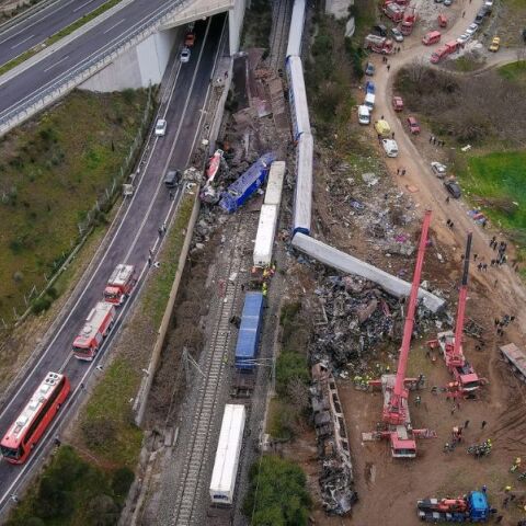 Η πρώτη απόφαση για τα Τέμπη: Ευθύνες σε ΟΣΕ και Hellenic Train - Ποσό 800 χιλιάδων ευρώ καλούνται να καταβάλλουν σε συγγενείς θύματος