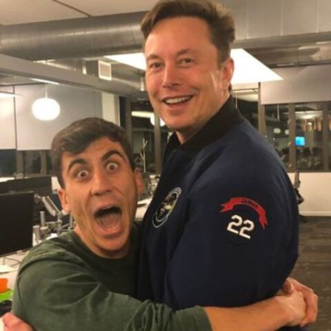 Έλον Μασκ: «Ψηφίστε τον Φειδία. Είναι έξυπνος, έχει σούπερ ενέργεια και νοιάζεται πραγματικά για εσάς», έγραψε στο Χ ο δισεκατομμυριούχος συνεργάτης του Τραμπ