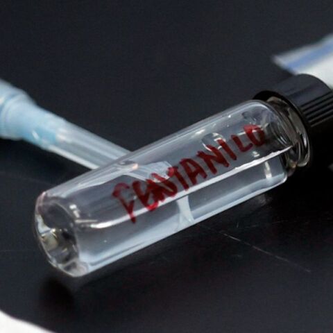 ΗΠΑ - Κίνα: Γιατί η Ουάσινγκτον κατηγορεί το Πεκίνο ότι συμβάλλει στο λαθρεμπόριο φαιντανύλης - Ο ρόλος του στην αποστολή χημικών ουσιών στα μεξικανικά καρτέλ