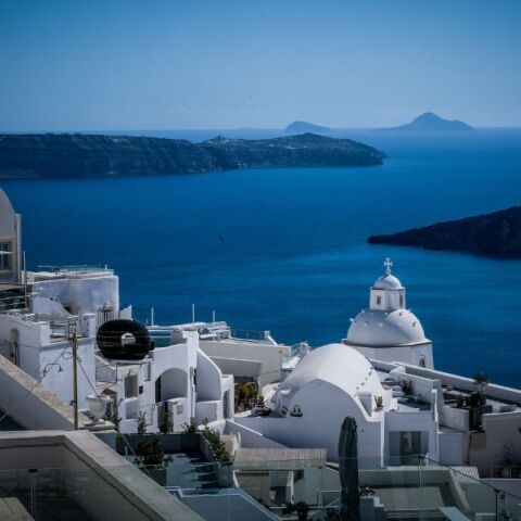 Ολοκληρώθηκε η κοινή συνεδρίαση των Επιτροπών για την αυξημένη σεισμική δραστηριότητα μεταξύ Σαντορίνης και Αμοργού - Τι μέτρα προτείνονται