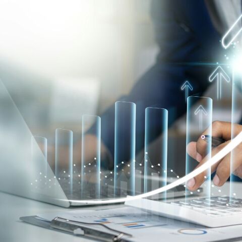 ΚΕΠΕ: Το 2025 η ελληνική οικονομία αναμένεται να εξακολουθήσει να αναπτύσσεται με ρυθμό υψηλότερο του ευρωπαϊκού μέσου όρου