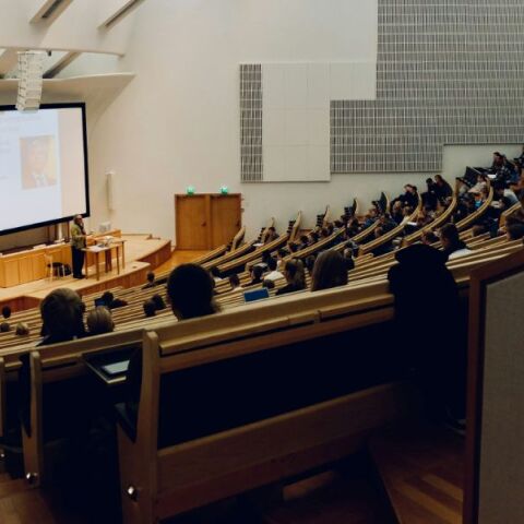 Η «εξίσωση» των αιώνιων φοιτητών: Ποιοι θα διαγραφούν τελικά