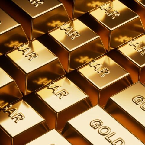 Χρυσός στα ύψη:  Γιατί συνεχίζεται η «απογείωση» της τιμής του