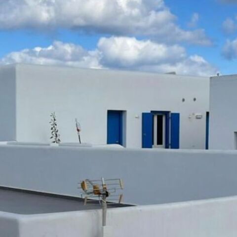 Έτοιμα 16 διαμερίσματα για γιατρούς και νοσηλευτές πάνω από το Κέντρο Υγείας Μυκόνου 