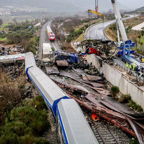 Τέμπη: Έγκλημα, συγκάλυψη, ευθύνες