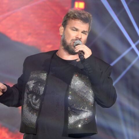 Γιώργος Σαμπάνης: Viral η πρόταση γάμου στο μαγαζί που τραγουδάει