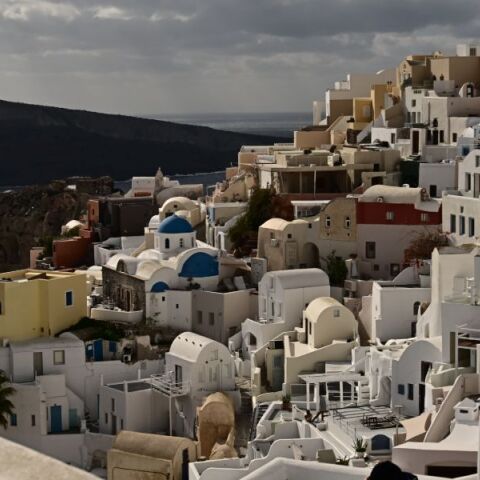 Σεισμοί στη Σαντορίνη: Τι λένε οι επιστήμονες μετά τις ισχυρές δονήσεις