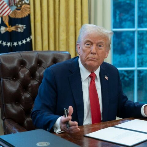 ΗΠΑ: Το X αποζημιώνει με 10 εκατ. δολάρια τον Τραμπ