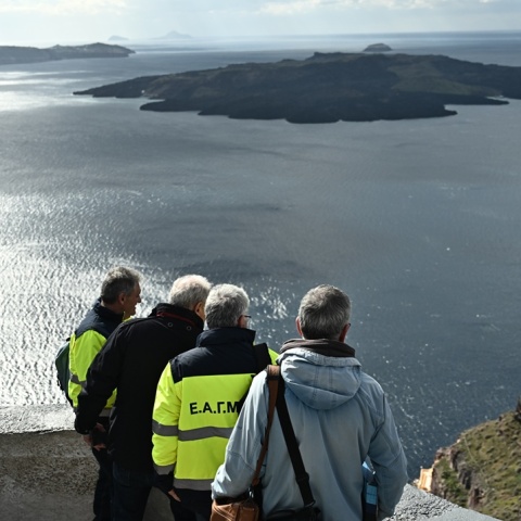 Ειδικοί στη Σαντορίνη