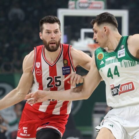 O Άλεκ Πίτερς και ο Ντίνος Μήτογλου