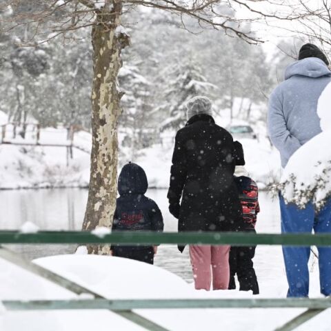Καιρός: Χιόνια και στην Αττική - Έρχεται πολική εισβολή με τσουχτερό κρύο