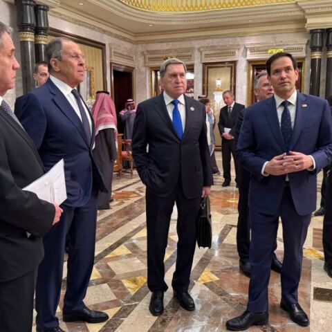 Ολοκληρώθηκαν οι συνομιλίες ΗΠΑ και Ρωσίας για την Ουκρανία - Τι δήλωσε ο επικεφαλής σύμβουλος εξωτερικής πολιτικής της Ρωσίας Γιούρι Ουσακόφ