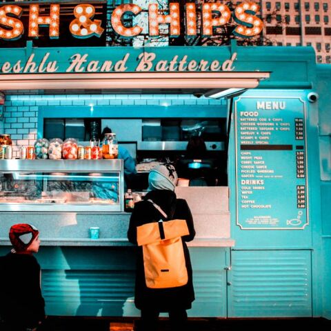 Πώς παχυσαρκία και σωματική αδράνεια καθυστερούν την αύξηση του προσδόκιμου ζωής στην Αγγλία