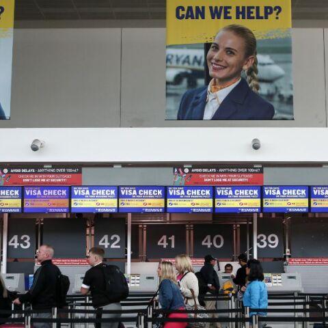 Άνδρας πέθανε στο αεροδρόμιο του Μάντσεστερ μετά από σύλληψη από αξιωματικούς της Συνοριοφυλακής - Διερευνάται ο  θάνατος  του 27χρονου 