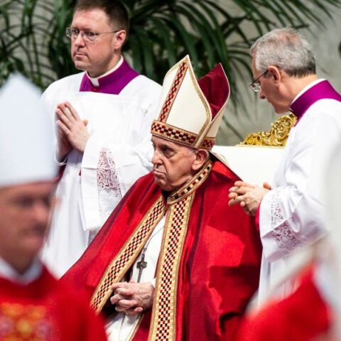 Βατικανό: Ο Πάπας Φραγκίσκος σε κρίσιμη κατάσταση - Κρίση άσθματος - Κατέστη αναγκαία παρατεταμένη χορήγηση οξυγόνου - Συνεχίζεται η νοσηλεία του