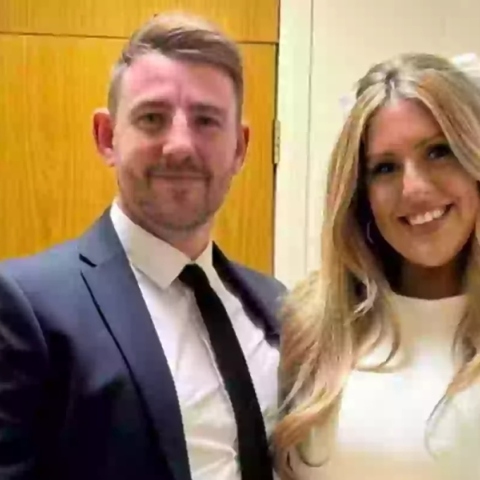 Όταν στον γάμο σου θέλεις μόνο φίλους, ξέρεις και πώς να σιγουρέψεις ότι θα συμβεί αυτό 