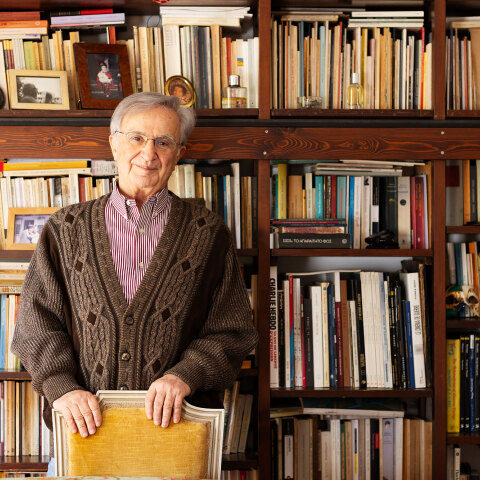 Ο Δημήτρης Ψυχογιός μιλάει στην Athens Voice