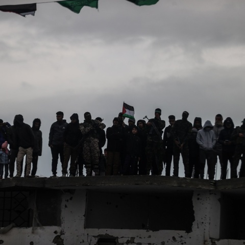 Παράδοση ομήρων από τη Χαμάς