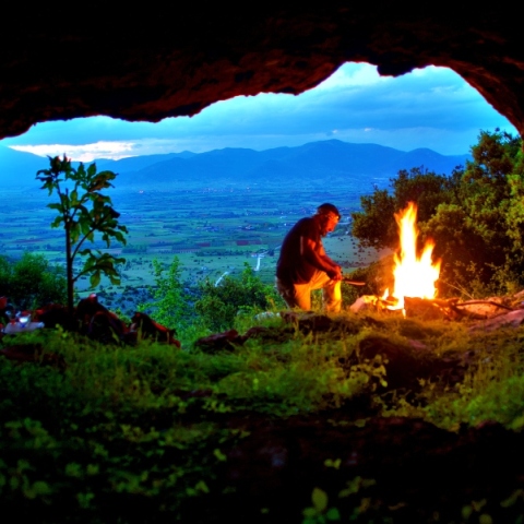 Από την «έξω Δράμα» στο Φαλακρό