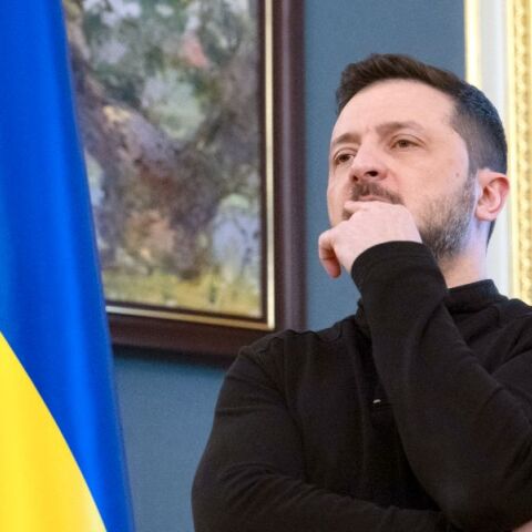 Στο Λονδίνο ο Ζελένσκι μετά την επεισοδιακή συνάντηση με τον Τραμπ