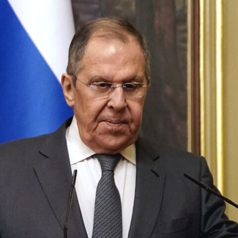 Έπαινοι Λαβρόφ για Τραμπ: Είναι ρεαλιστής, λειτουργεί με «σύνθημα» την κοινή λογική