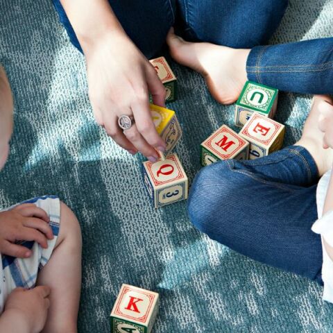 Επίδομα παιδιού A21: «Τρέχουν» οι αιτήσεις 