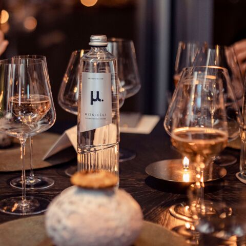 m__artisan_water_1_0