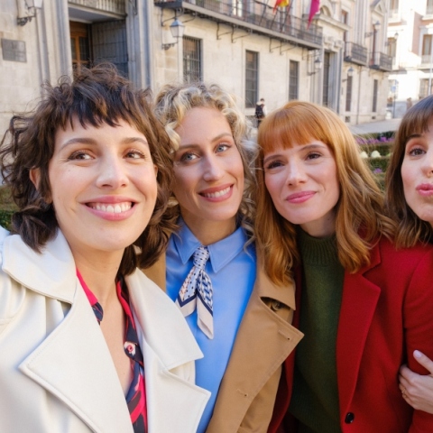 Valeria στο Netflix: Εντυπώσεις από την 4η σεζόν της ισπανικής τηλεοπτικής σειράς - Οι ομοιότητες και οι διαφορές με το Sex and the City.