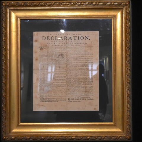 Αγόρασε για 4$ πίνακα που έκρυβε σπάνιο αντίτυπο του Διατάγματος της Ανεξαρτησίας των ΗΠΑ